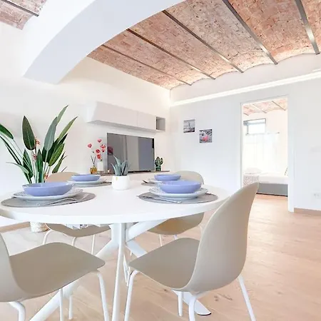 Di Lusso - 50mt Dal Mare - Free Wifi - Ac Apartment