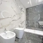 Di Lusso - 50mt Dal Mare - Free Wifi - Ac アパート *